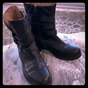 BeLLE black motorcycle boots EUC